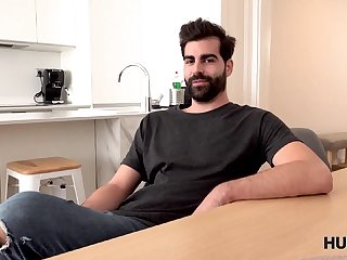 HUNT4K. The wrong door, but the right cunt